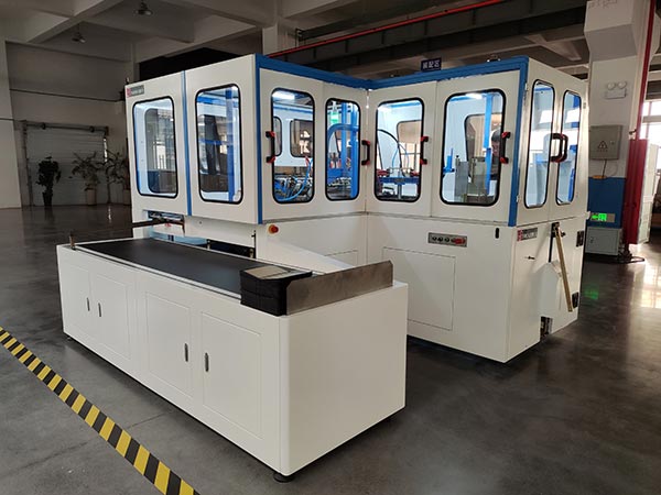 Automatic Round Corner Case Maker